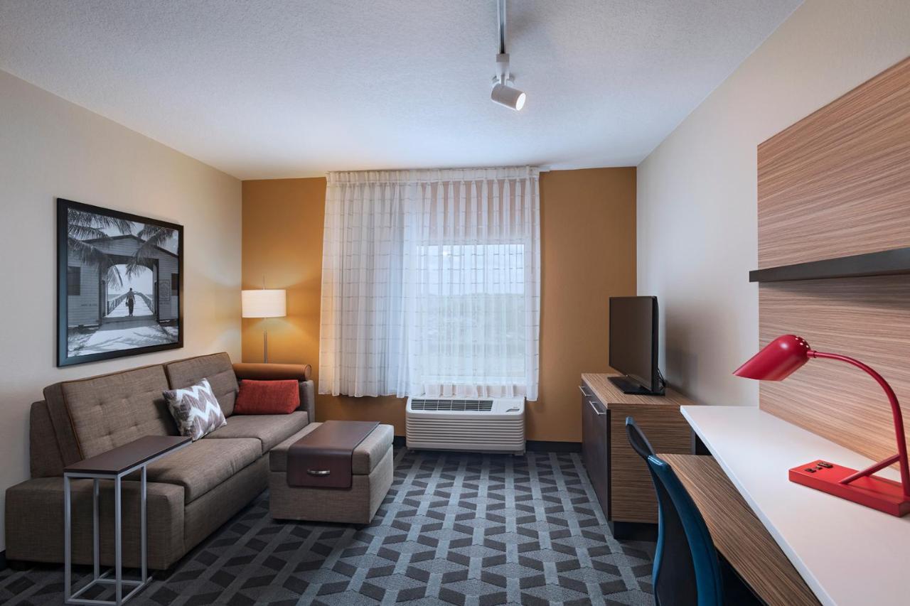 Towneplace Suites By Marriott Naples Vineyards Exterior foto